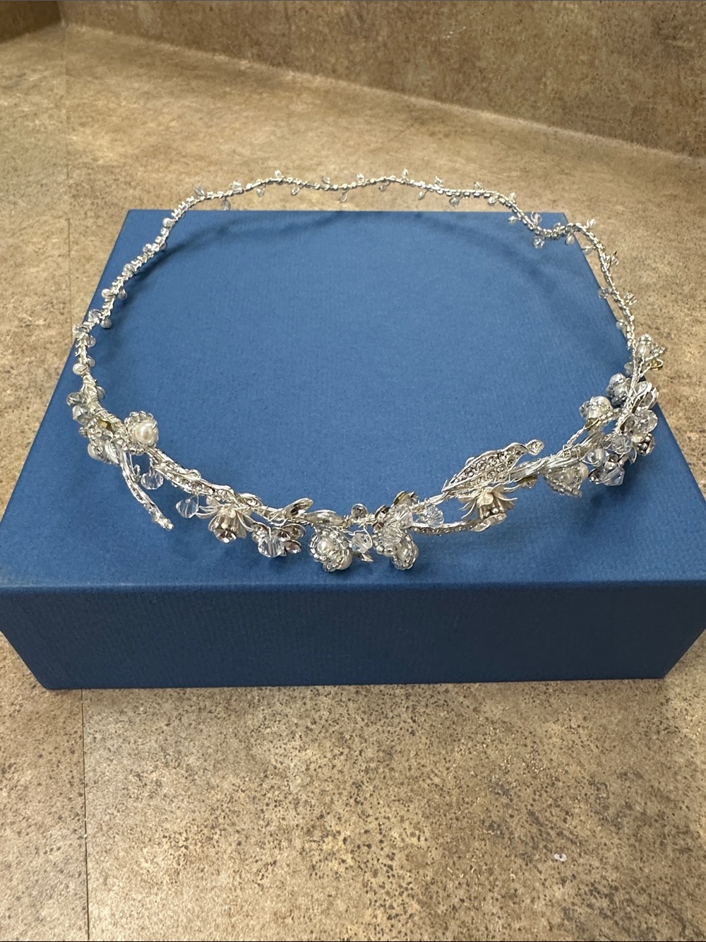 Silver Floral Vine Headband for Women - Elegant Hair Accessory